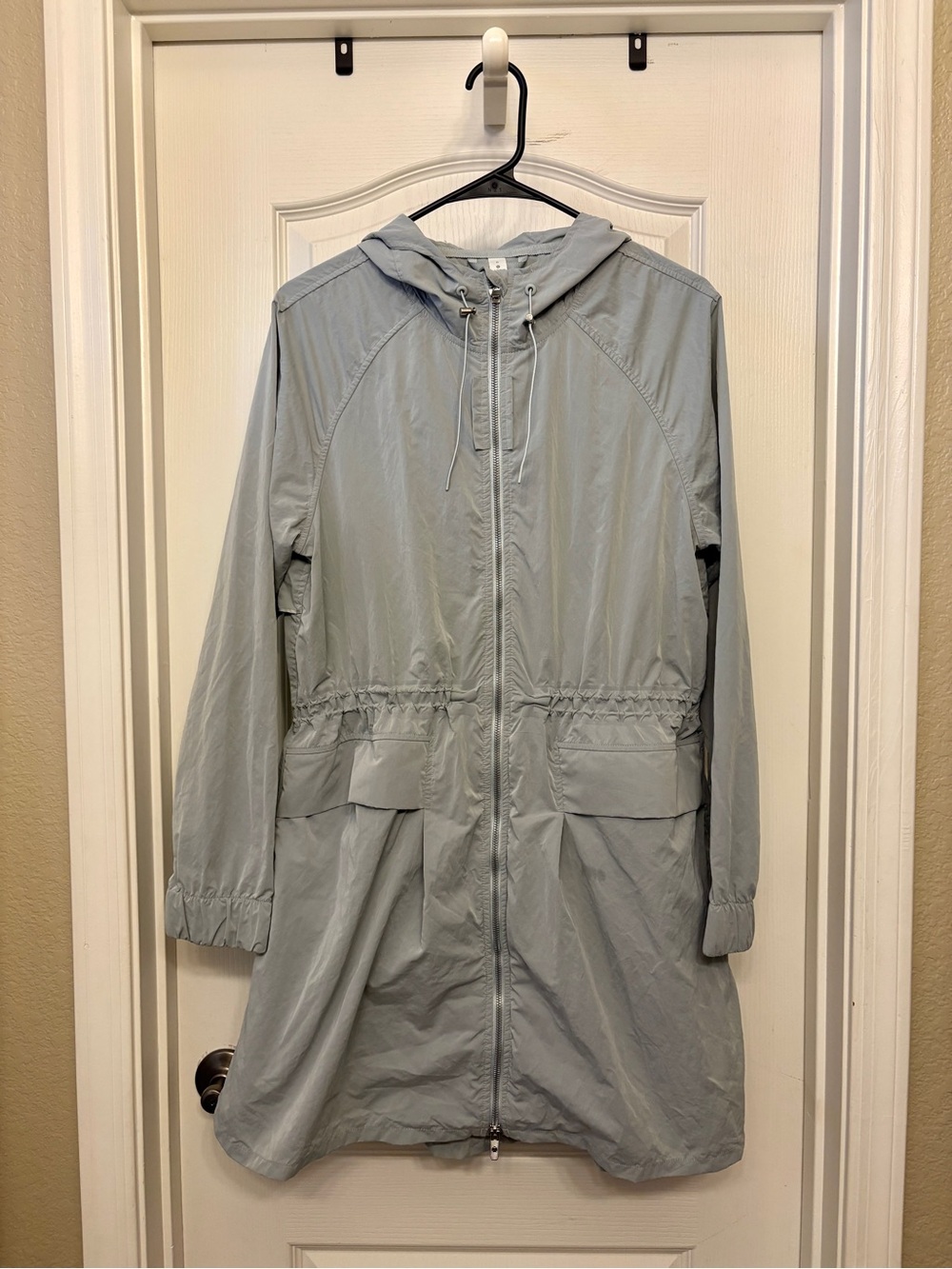 Lululemon Pack & Glyde Jacket Dark Chrome Size 6 Long Hooded Windbreaker